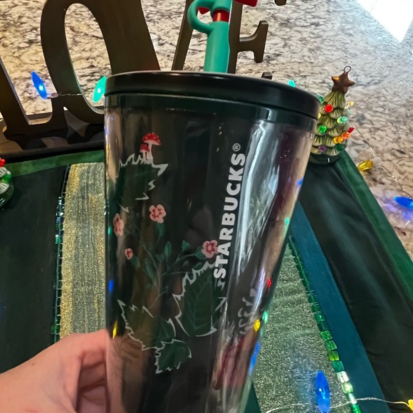 NEW Starbucks Holiday 2022 Poinsettia Silicon Straw Topper Cold Cup Tumbler - Picture 2 of 8
